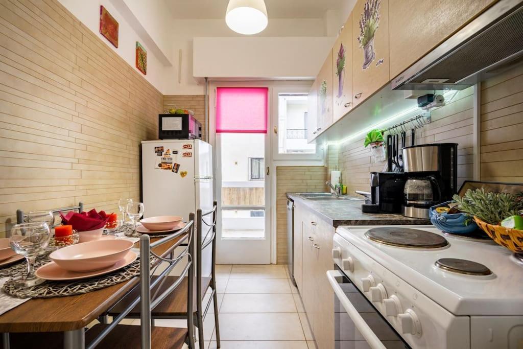 Athens Paradise Cozy 53 Sqm Apartament Near To Metro Eksteriør billede